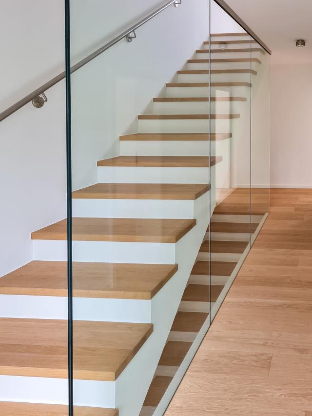 Treppen nach Maß – Handwerkskunst vom Schreiner