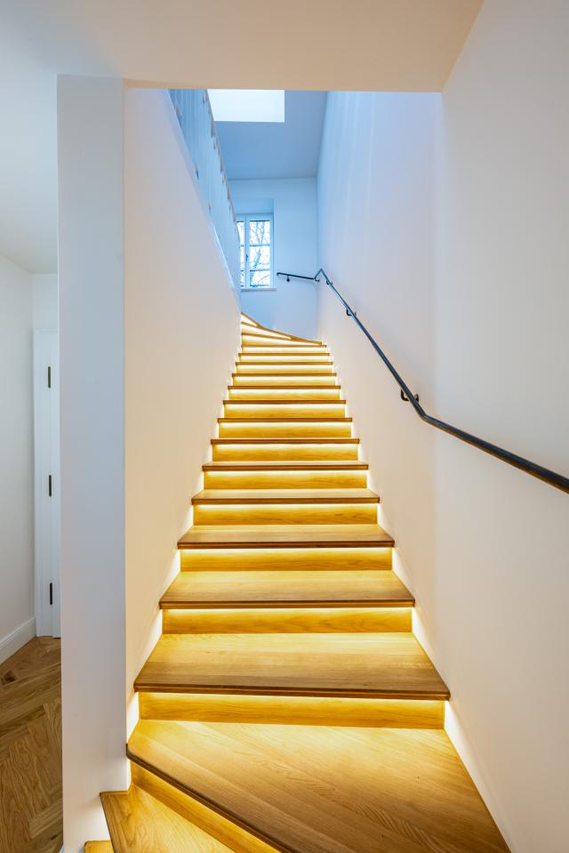 Treppen nach Maß – Handwerkskunst vom Schreiner