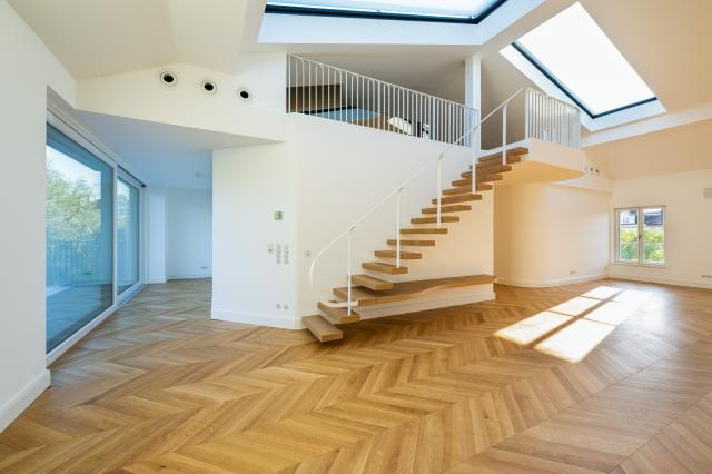 Treppen nach Maß – Handwerkskunst vom Schreiner