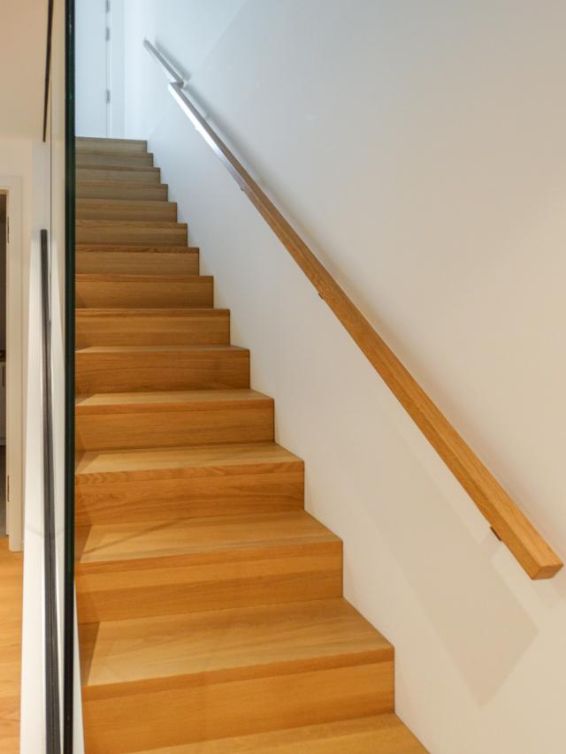 Treppen nach Maß – Handwerkskunst vom Schreiner